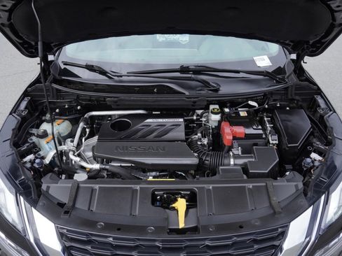 Used 2023 Nissan Rogue SL w/ SL Premium Package image 30