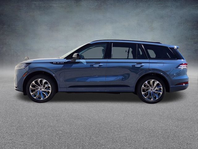 New 2026 Lincoln Aviator AWD w/ Jet Appearance Package image 4