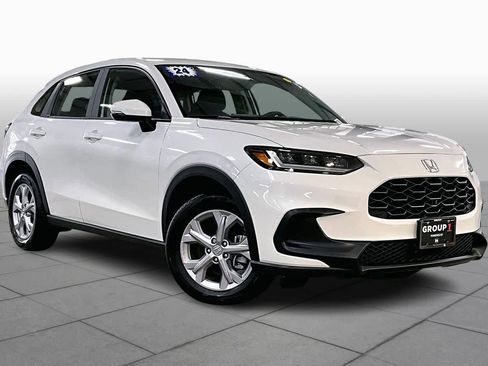 Used 2024 Honda HR-V LX image 3