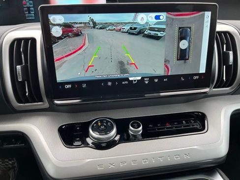 New 2025 Ford Expedition Max Active image 31