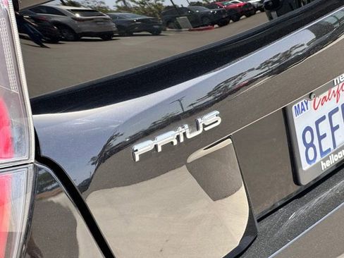 Used 2018 Toyota Prius One w/ Carpet Mat Package FWD image 24