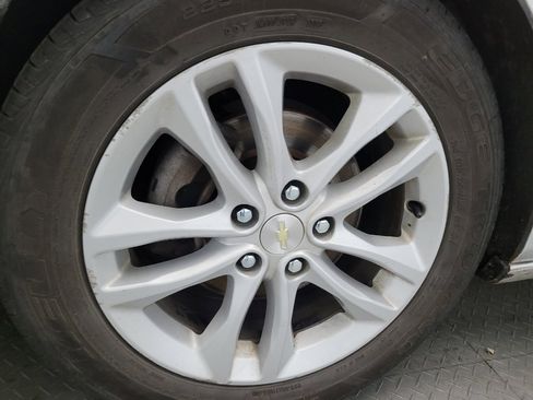 Used 2018 Chevrolet Malibu LT FWD image 31