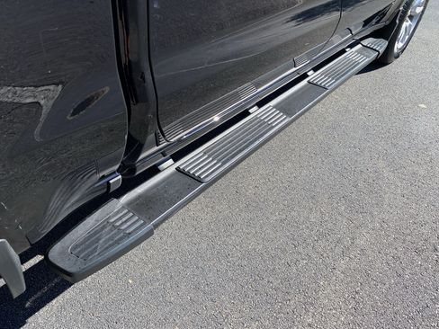 Used 2022 Chevrolet Silverado 1500 Custom AWD/4WD image 38