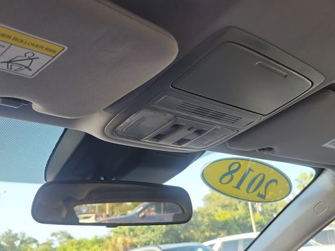 Used 2018 Honda CR-V EX image 33