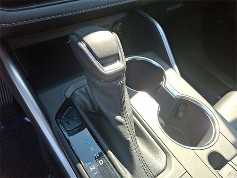 Certified 2022 Toyota Highlander XLE image 15