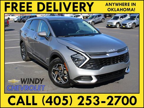 Used 2024 Kia Sportage LX FWD image 1