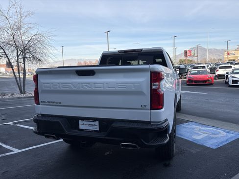 Used 2022 Chevrolet Silverado 1500 LT Trail Boss w/ Convenience Package II image 5
