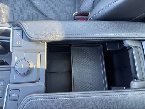 Used 2026 Toyota Grand Highlander Limited image 23