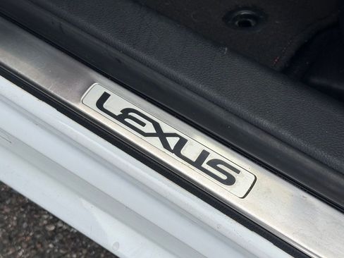 Used 2016 Lexus IS 200t image 34