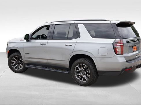 Certified 2024 Chevrolet Tahoe Z71 w/ Luxury Package AWD/4WD image 8