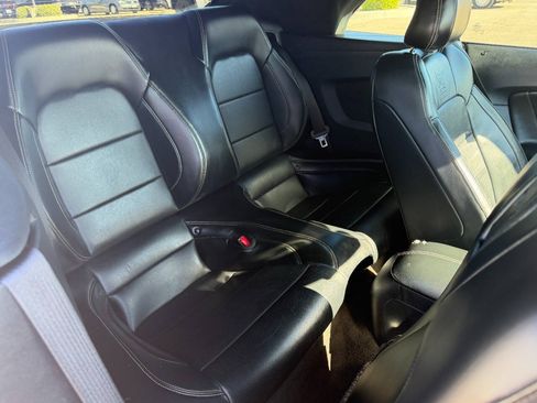 Used 2015 Ford Mustang GT Premium w/ Equipment Group 401A RWD image 23
