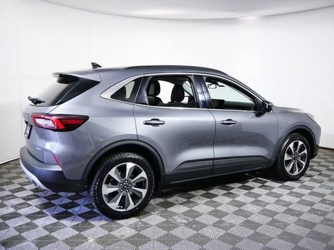 Certified 2024 Ford Escape Platinum image 9