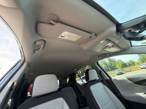 Used 2022 Chevrolet Equinox LT FWD image 27