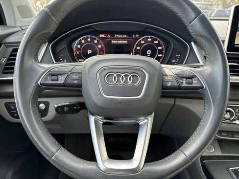 Used 2020 Audi Q5 Prestige w/ Prestige Package image 9