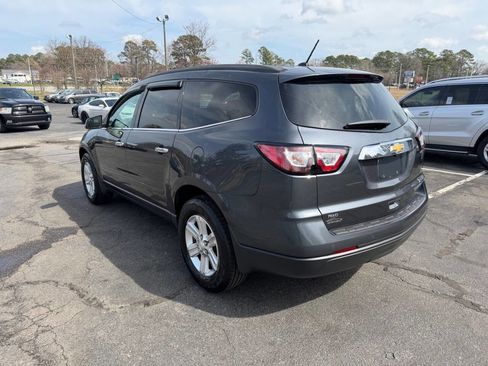 Used 2013 Chevrolet Traverse LT image 6