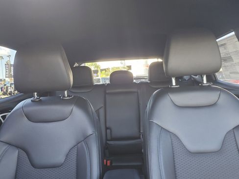 New 2026 Jeep Compass Latitude image 28