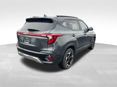 Certified 2025 Kia Seltos S image 7