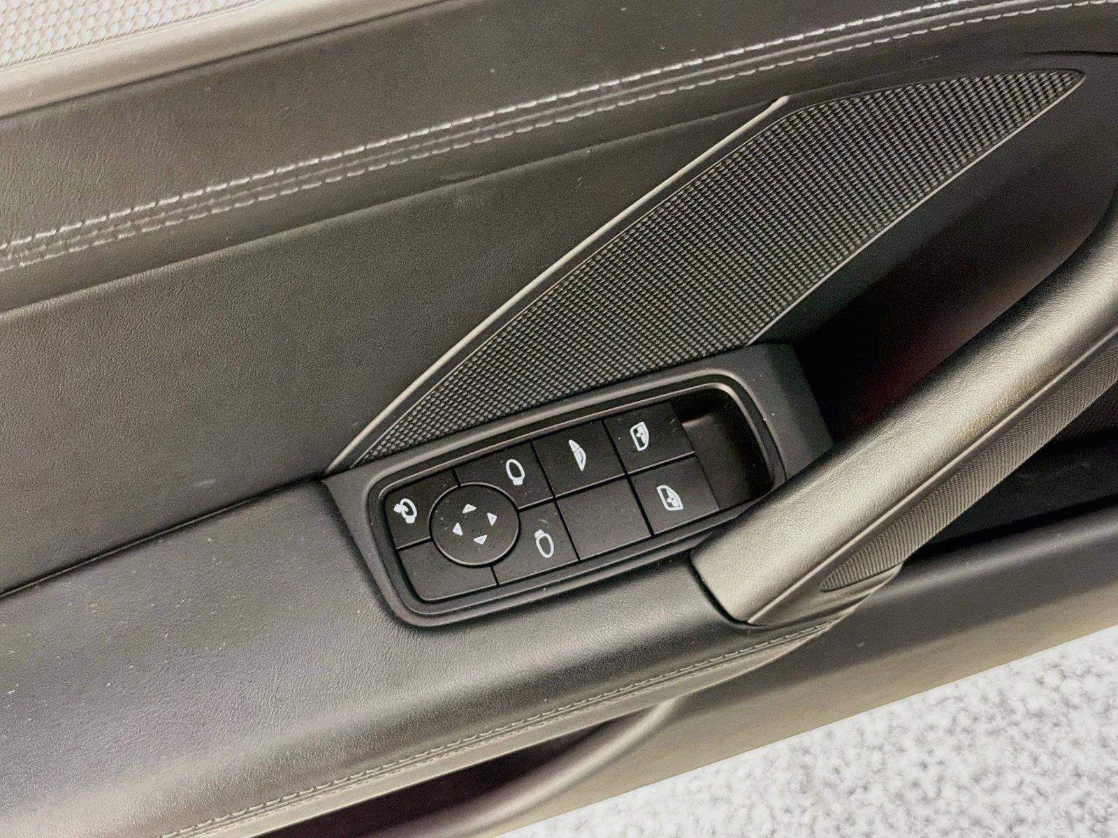 Certified 2025 Porsche 911 Carrera RWD image 29