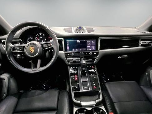 Used 2023 Porsche Macan Turbo AWD/4WD image 9