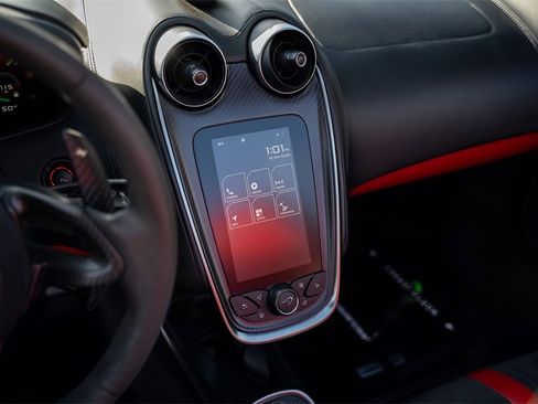 Used 2018 McLaren 570S Spider image 57