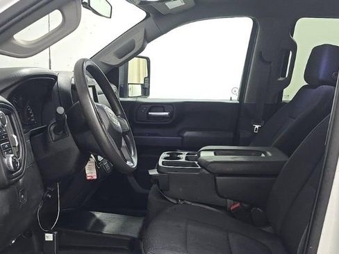 Used 2022 GMC Sierra 2500 Pro w/ Convenience Package AWD/4WD image 5