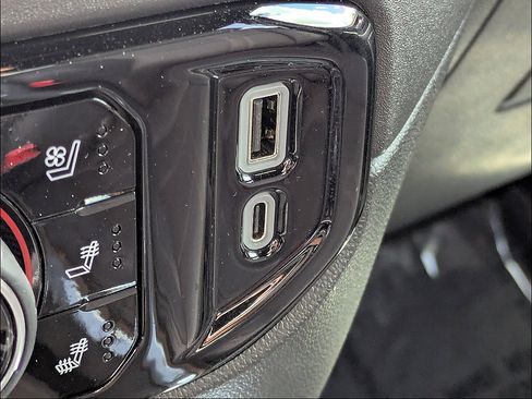 Used 2024 Chevrolet Silverado 2500 High Country w/ Midnight Edition AWD/4WD image 19