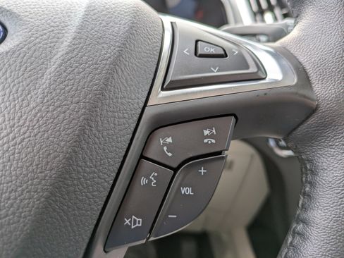 Used 2024 Ford Edge Titanium w/ Titanium Elite Package image 23