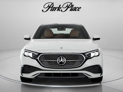 New 2026 Mercedes-Benz E 350 4MATIC Sedan image 36