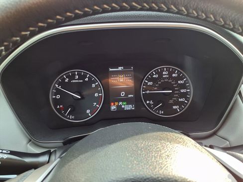 Certified 2025 Subaru Outback Limited image 14