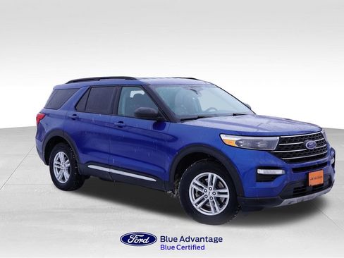 Certified 2022 Ford Explorer XLT w/ Equipment Group 202A image 1