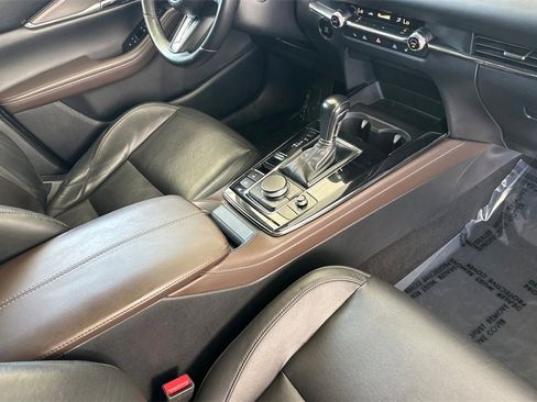 Used 2022 MAZDA CX-30 AWD 2.5 S w/ Premium Package image 19