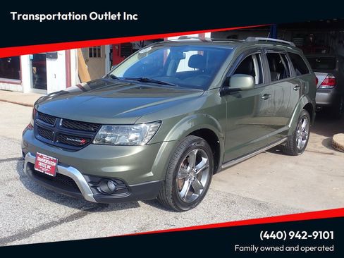 Used 2017 Dodge Journey Crossroad w/ Popular Equipment Group AWD/4WD image 1