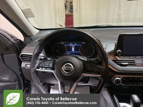 Used 2021 Nissan Altima 2.0 SR image 21