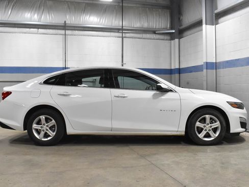 Used 2023 Chevrolet Malibu LT w/ Driver Confidence Package FWD image 28
