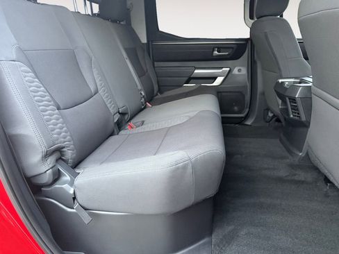 Used 2022 Toyota Tundra SR5 w/ SR5 Convenience Package image 32