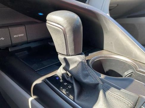 Used 2023 Toyota Camry XSE FWD image 30