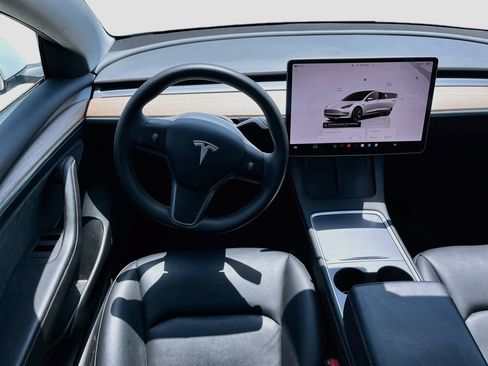 Used 2023 Tesla Model 3 Standard Range RWD image 21