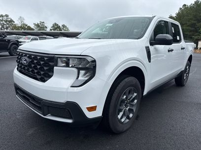 New 2025 Ford Maverick XLT w/ Equipment Group 302A