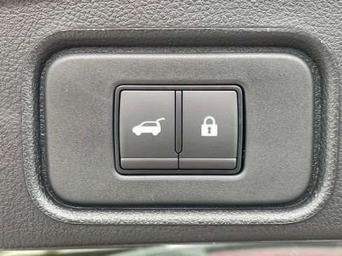 New 2026 Nissan Pathfinder Platinum w/ Lighting Package AWD/4WD image 13