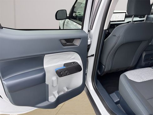 New 2026 Ford Maverick XLT w/ XLT Luxury Package image 31