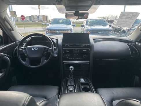 Used 2024 INFINITI QX80 Luxe RWD image 15
