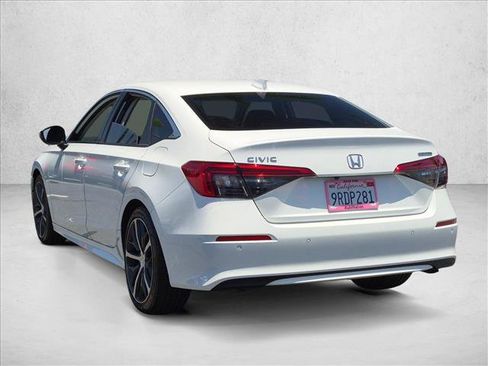 Used 2024 Honda Civic Touring image 8