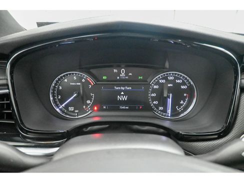 Used 2025 Cadillac XT6 Luxury image 39