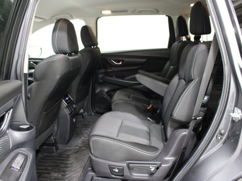 Used 2024 Subaru Ascent Premium w/ Convenience Package AWD/4WD image 18