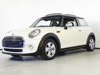 Used 2015 MINI Cooper 2-Door Hardtop video 2