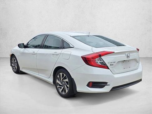 Used 2017 Honda Civic EX image 7