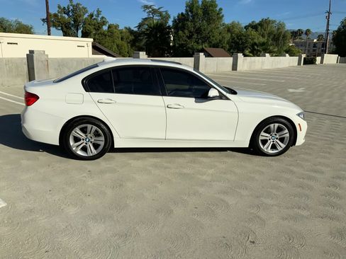 Used 2016 BMW 328i Sedan RWD image 9