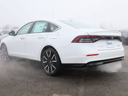 New 2026 Honda Accord Touring image 4
