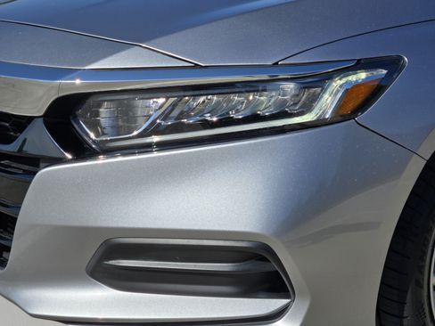 Used 2020 Honda Accord LX image 29