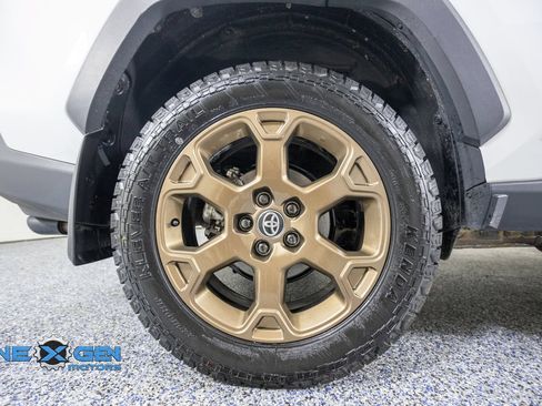 Used 2023 Toyota RAV4 AWD Hybrid image 35